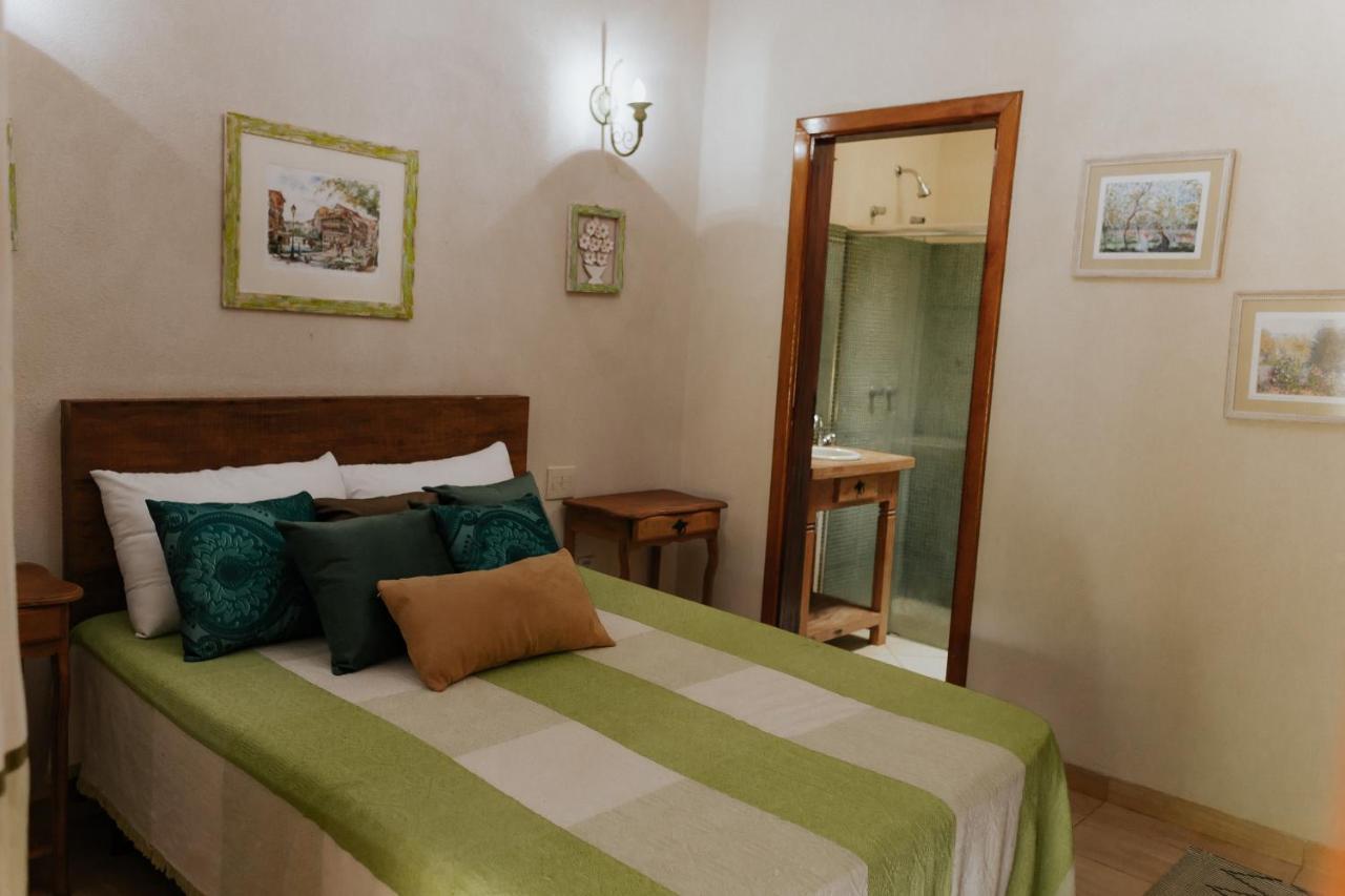 Hotel Pousada Chale Das Flores Сертанзінью Екстер'єр фото